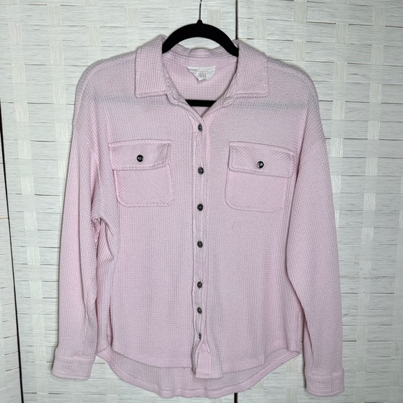 Hippie Rose Tops - Hippie Rose Pink Waffle Knit Button Down Shirt Double Front Pockets Size Small